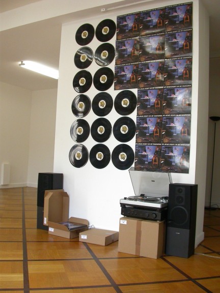 No More Lights On My Starguitar, vue de l'exposition, CEC, 2005