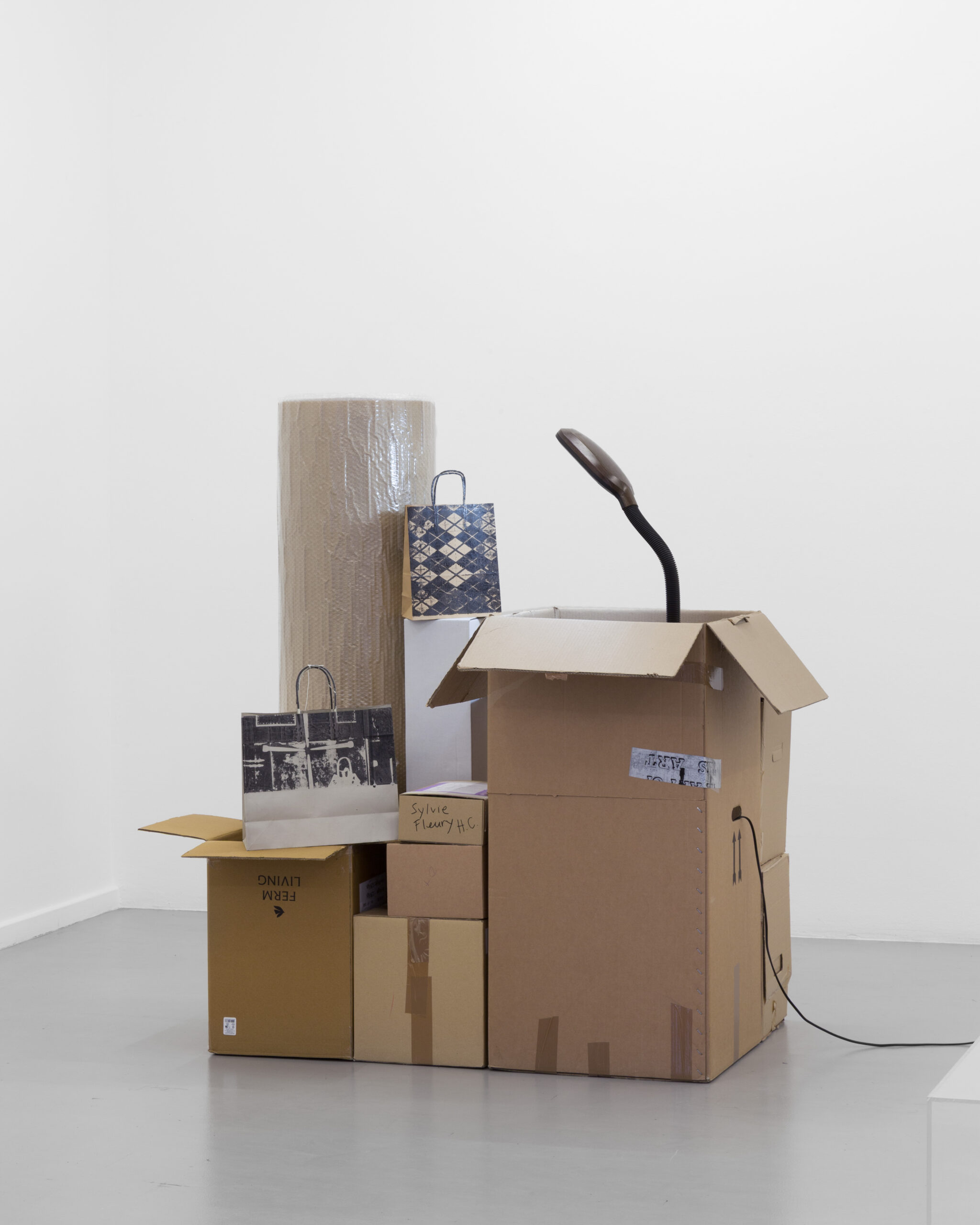 Vue d'installation, Inner Light, CATALOGUE, CEC, 2026. Photo : Théa Giglio