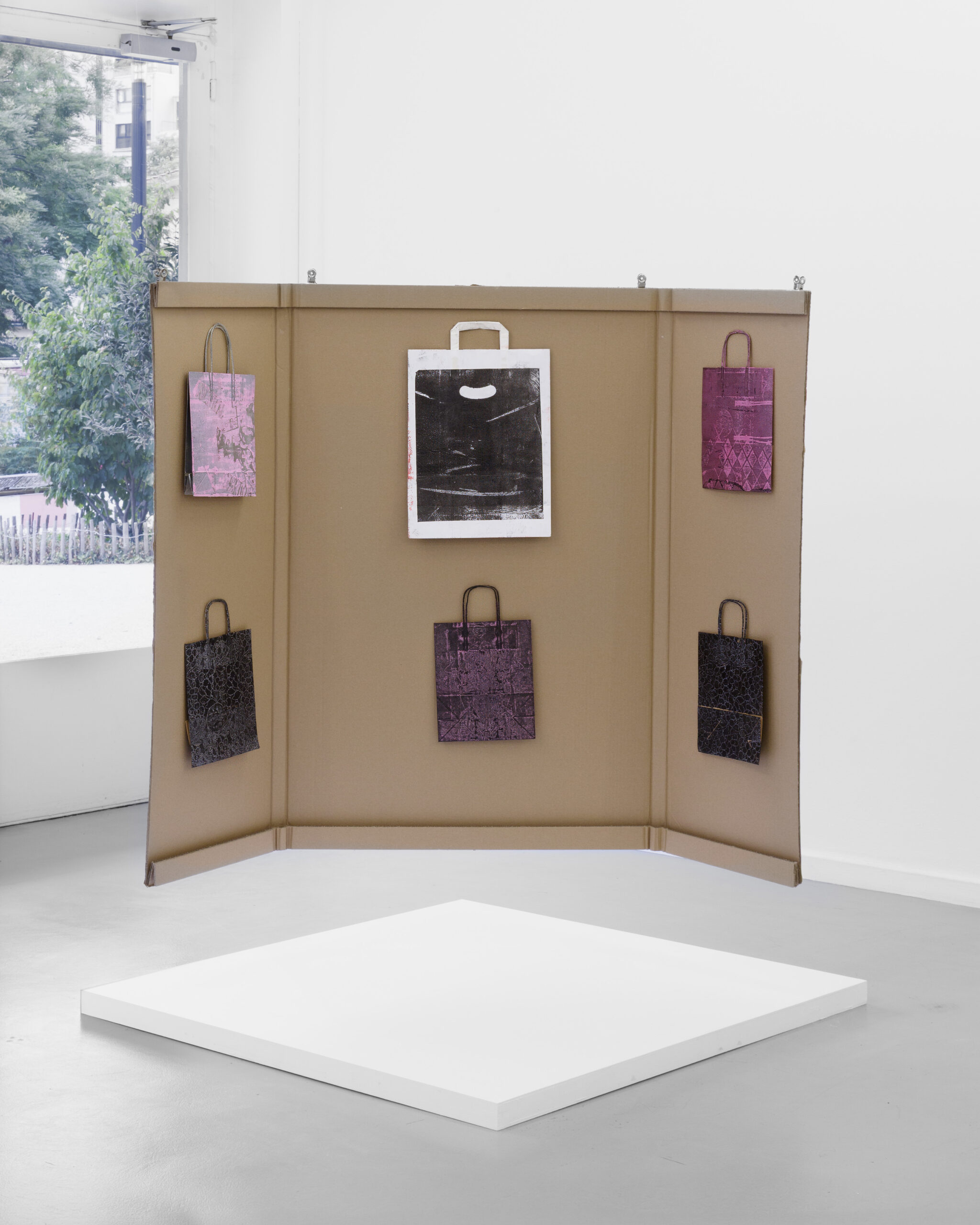 Vue d'installation, Inner Light, CATALOGUE, CEC, 2026. Photo : Théa Giglio