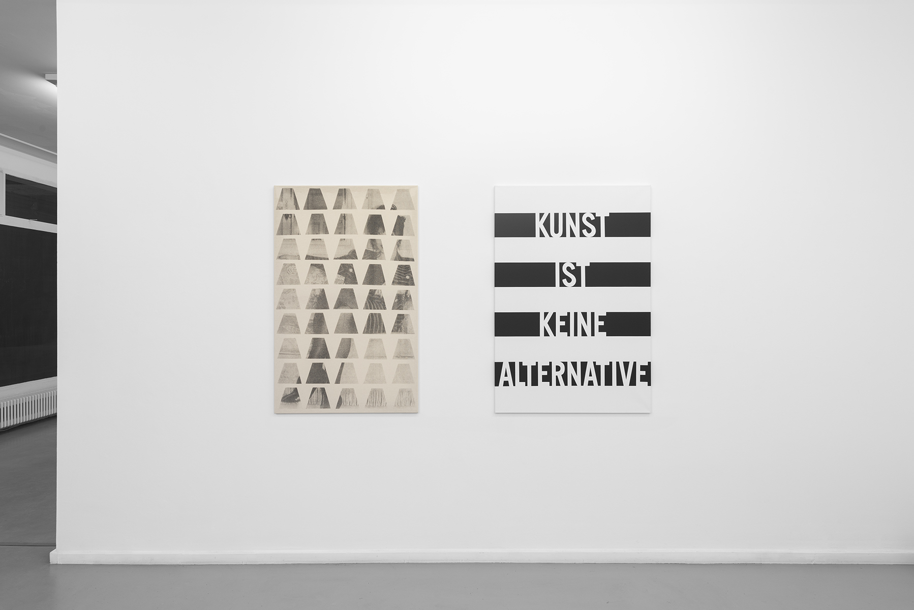 Ian Anüll, O.T. (Kunst is keine Alternative ; Femme assise), CEC, 2026. Photo : Remy Ugarte Vallejos.